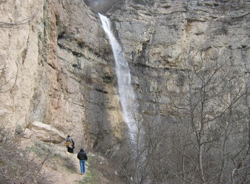File:Afurdja waterfall.jpg - Wikimedia Commons