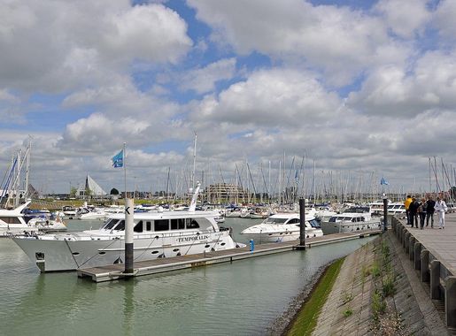 Bestand:Nieuwpoort Marina R01.jpg - Wikipedia