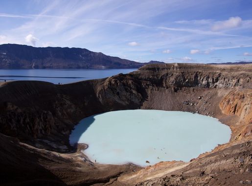 Mynd:Viti geothermal lake at Askja.jpg - Wikipedia, frjálsa alfræðiritið