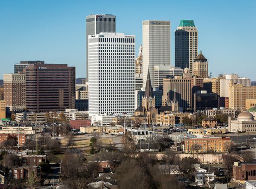 File:Downtown Tulsa Southern Skyline (139612991).jpeg - Wikimedia Commons