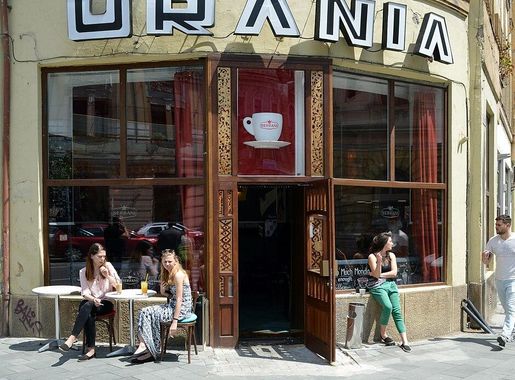 Fișier:Urania cafe, Strada Horea, Cluj-Napoca, 2017.jpg - Wikipedia