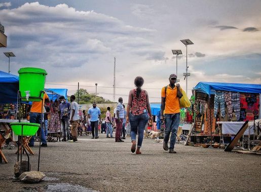 File:Lusaka curio market.png - Wikimedia Commons