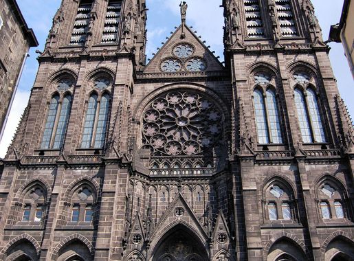 File:Facade cathedrale clermont-ferrand.jpg - Wikimedia Commons