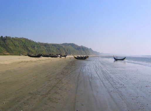 File:Cox's Bazar boats.jpg - Wikipedia