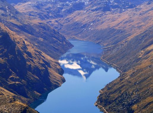 File:Lago di Lei as seen from Piz Grisch.jpg - Wikimedia Commons