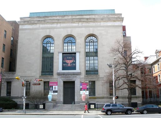 File:Newark Museum jeh.JPG - Wikimedia Commons