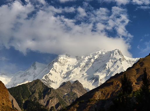 File:Rakaposhi Mountain, GB.jpg - Wikimedia Commons