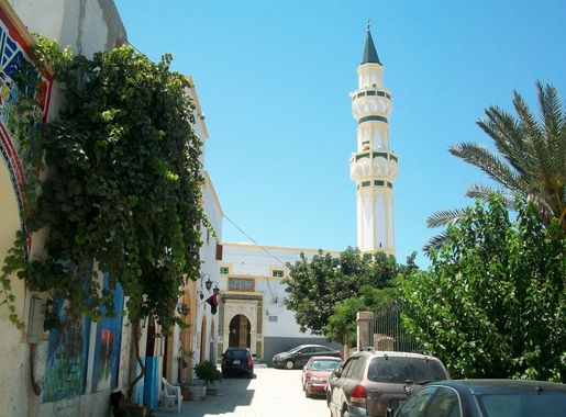 File:Gurgi Mosque Exterior Tripoli Libya.JPG - Wikimedia Commons