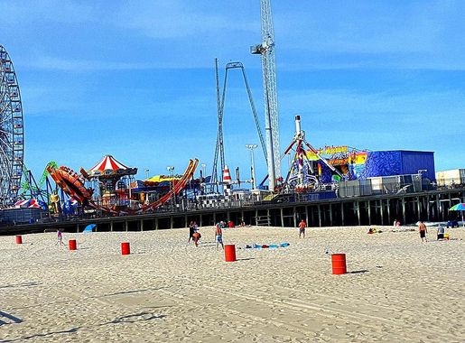 File:Seaside Heights Casino Pier with Hydrus in background.jpg - Wikimedia  Commons