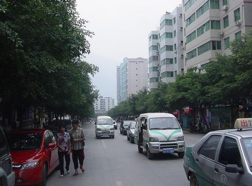 File:A street view of town in Wushan,Chongqing.JPG - Wikipedia