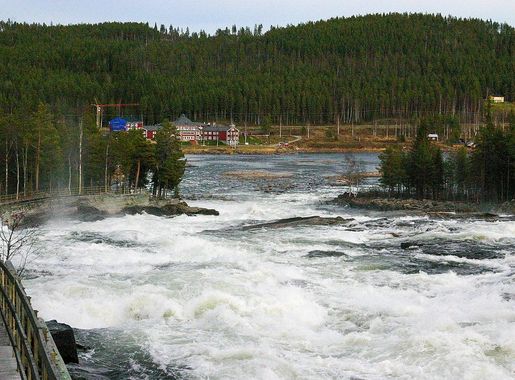 File:Storforsen-18.JPG - Wikimedia Commons