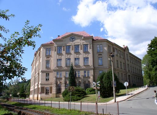Soubor:TeplicenM skola.JPG – Wikipedie