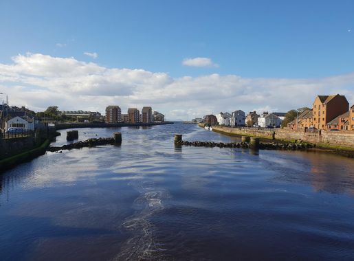 Lêer:Riviermonding in Ayr, Skotland.jpg - Wikipedia