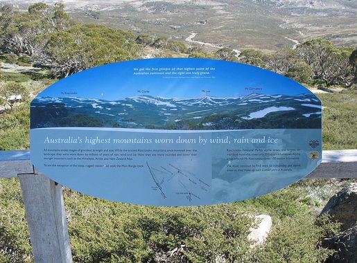 File:Charlotte Pass Lookout (Information Panel) - panoramio.jpg - Wikimedia  Commons