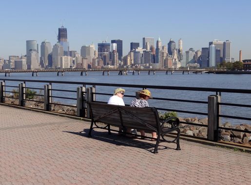 File:Hudson River View with Lower Manhattan Skyline - Liberty State Park -  Jersey City - New Jersey - USA.jpg - Wikimedia Commons