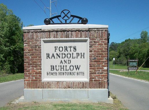 File:Forts Randolph and Buhlow State Historic Site Entrance, March 2012.JPG  - Wikimedia Commons