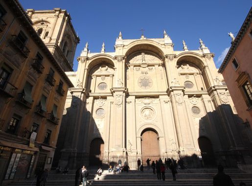 Fitxer:Facade of the Cathedral of Granada (3).JPG - Viquipèdia,  l'enciclopèdia lliure
