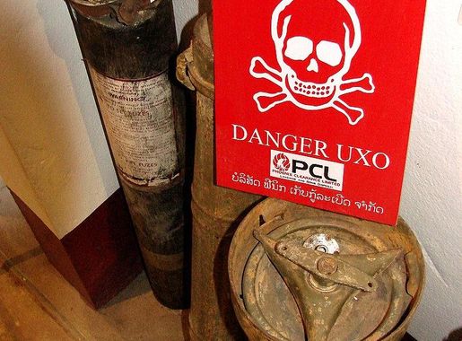 File:UXO Display - COPE Office - VIentiane - Laos.JPG - Wikimedia Commons