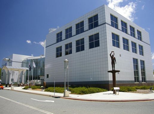 File:Questacon.jpg - Wikimedia Commons