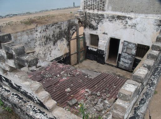 File:Inside view of the Fort Prinzenstein in Keta, Ghana. 9.jpg - Wikimedia  Commons