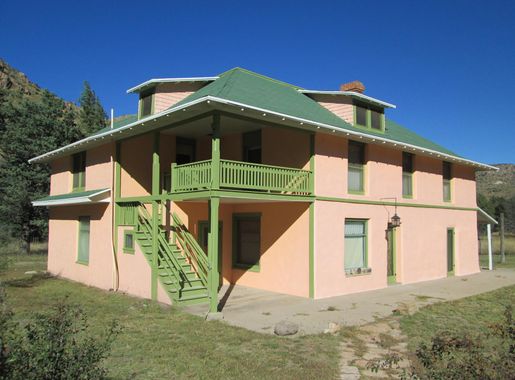 File:Faraway Ranch House Arizona 2014.JPG - Wikimedia Commons