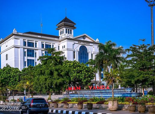 File:Bandung City 18.jpg - Wikimedia Commons