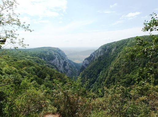 File:Zádielská tiesňava (08).jpg - Wikimedia Commons