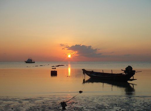 Archivo:Sonnenuntergang auf Ko Tao.JPG - Wikipedia, la enciclopedia libre