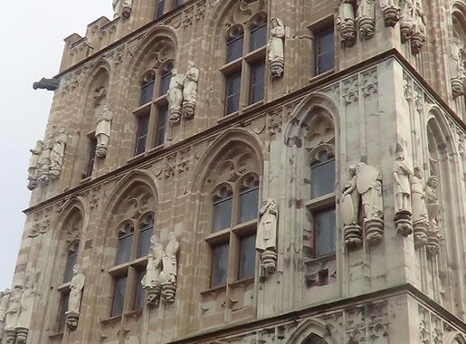 File:The tower of the Cologne city hall 01.JPG - Wikimedia Commons