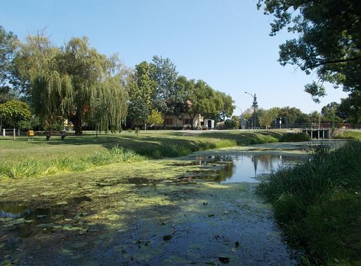 File:Margaret Island. Városi-Zagyva river (N). - Jászberény, Hungary.JPG -  Wikimedia Commons