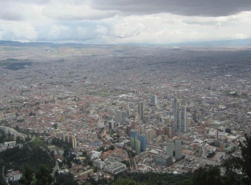 File:Bogota as seen from Montserrat.jpg - Wikimedia Commons