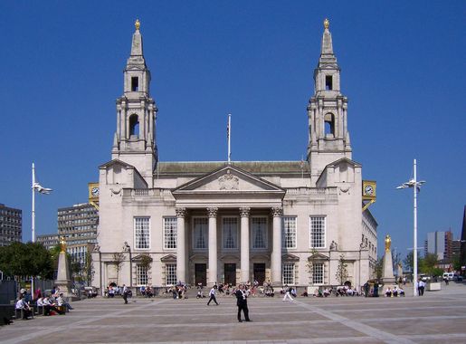 File:Leeds Civic Hall.jpg - Wikipedia