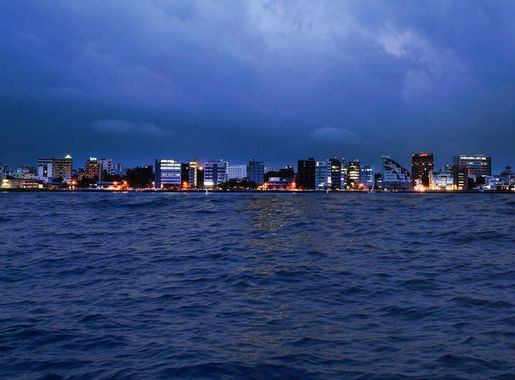 File:Male Maldives (21308975).jpeg - Wikimedia Commons