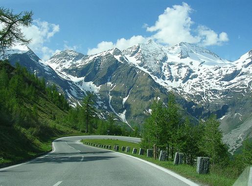 File:Grossglockner road.jpg - Wikipedia