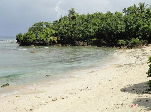 File:Tanguisson Beach Park, Guam - DSC01129.JPG - Wikimedia Commons