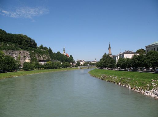 File:2141 - Salzburg - Salzach River.JPG - Wikimedia Commons