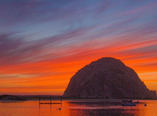 File:Morro Rock At Sunset (124252925).jpeg - Wikimedia Commons