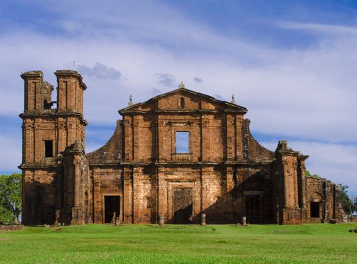 File:Ruínas 1.jpg - Wikimedia Commons