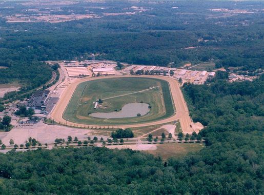 File:Laurel Racetrack 1998.jpg - Wikimedia Commons