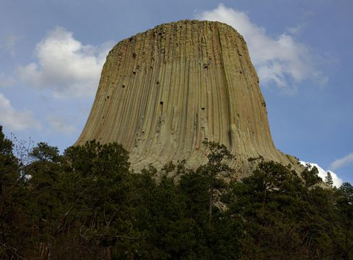File:Devil's Tower.jpg - Wikimedia Commons