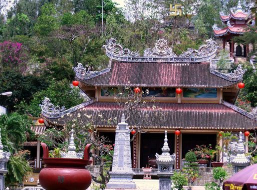 Tập tin:Nha Trang, Long Son pagoda.jpg – Wikipedia tiếng Việt