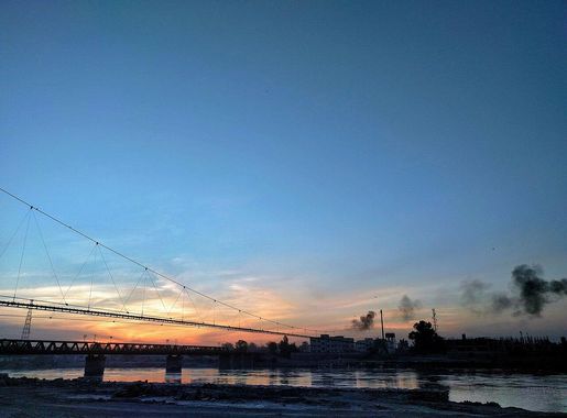 File:A Sunset featuring 'Red Bridge' on Kabul River.jpg - Wikimedia Commons