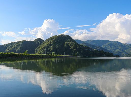 File:Begnas Lake, Pokhara, Kaski.jpg - Wikimedia Commons