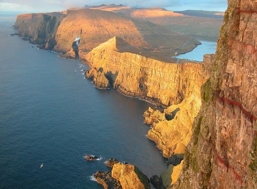 File:Beinisvord, westcoast of suduroy, faroe islands.JPG - Wikipedia