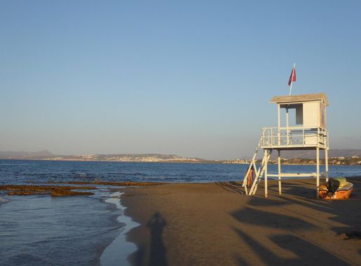 File:Agia Marina - Cabana Mare beach.jpg - Wikimedia Commons