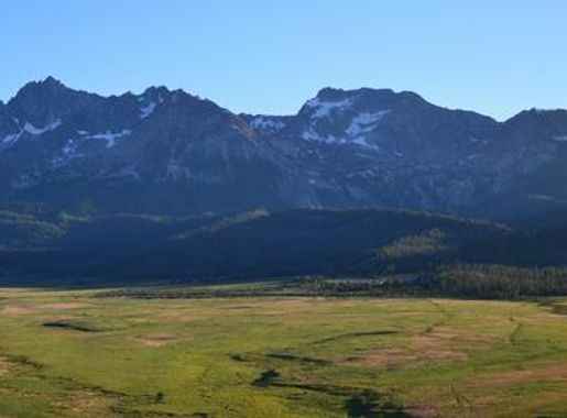 File:Sawtooth Mountains, ID, USA, panorama as seen from Stanley.jpg -  Wikimedia Commons