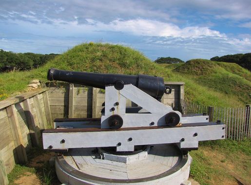 File:Fort Fisher Cannon (21586754286).jpg - Wikimedia Commons