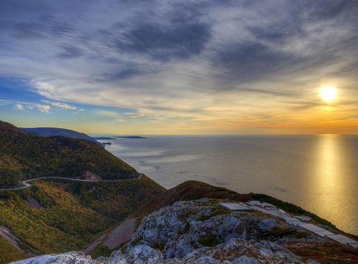 File:Skyline Trail.jpg - Wikimedia Commons