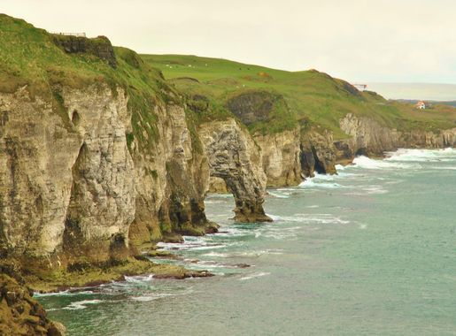 File:Dunluce Castle, County Antrim, Ireland (6961357142) (2).jpg -  Wikimedia Commons