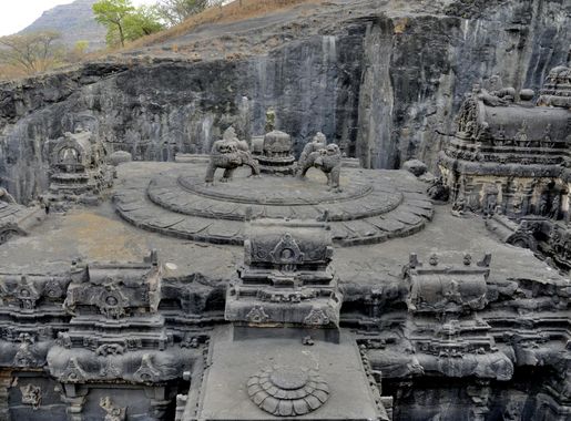 File:Rock cut stone sculptures on the mandapa roof of the Kailasa  Temple.jpg - Wikimedia Commons
